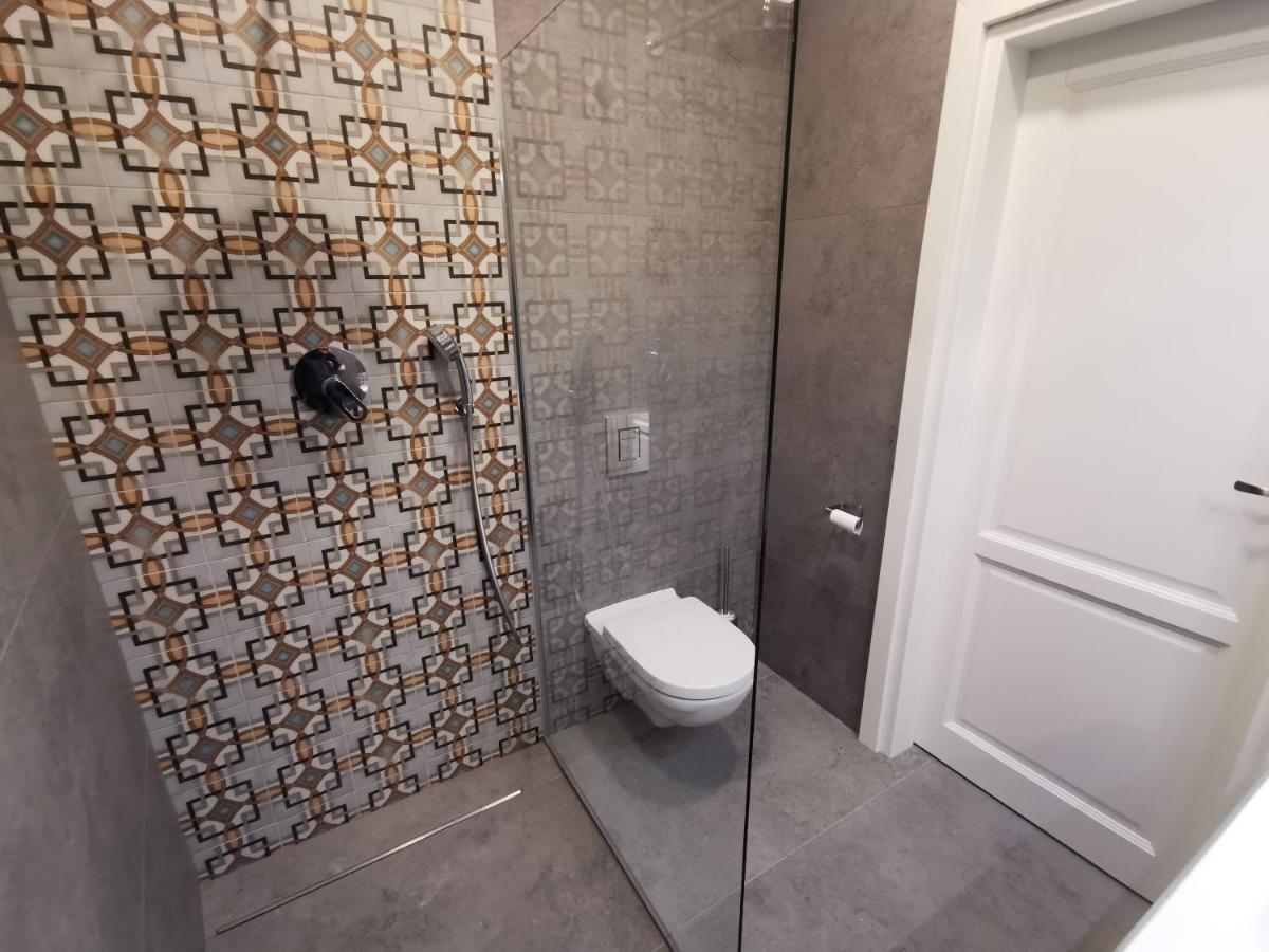 Nowe Apartamenty Zamkowa Vis A Vis Wawelu Cracovia Exterior foto